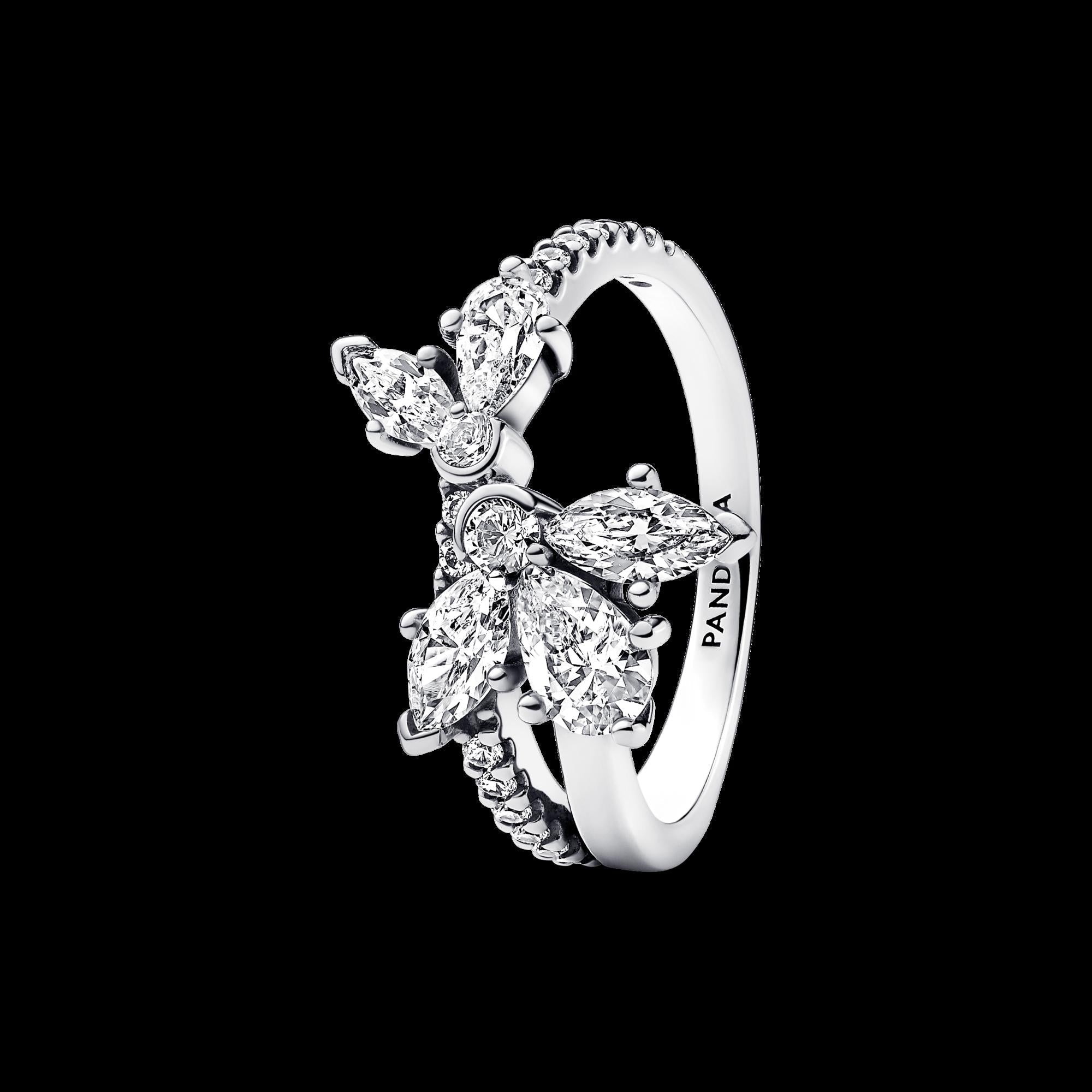 Sparkling Halo Hearts Ring